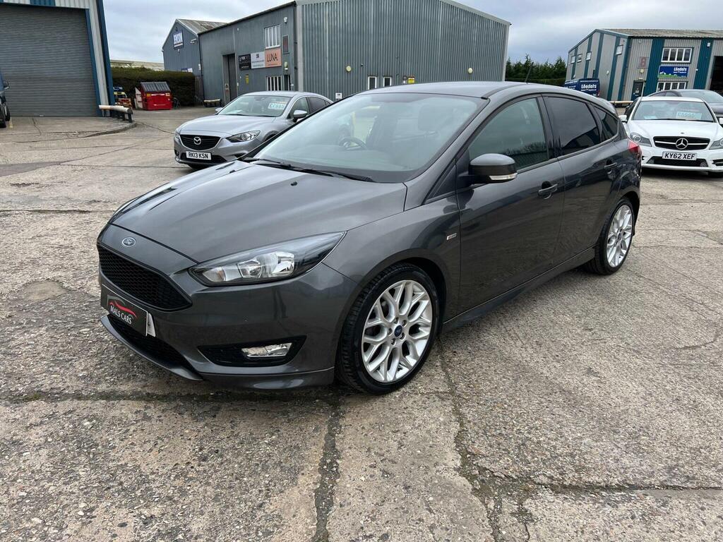 Ford Focus Hatchback 1.0T Ecoboost St-line Euro 6 Ss BK67UHT Grey #2