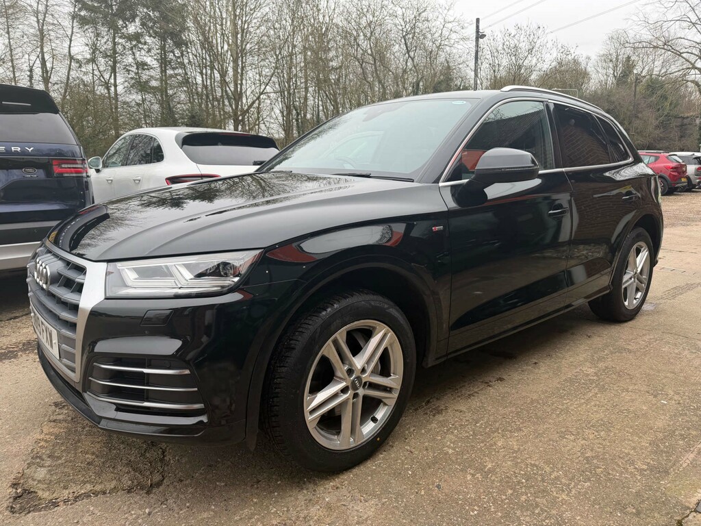 Audi Q5 S Line 45 Tfsi Quattro 4Wd DB19FXW Black #2