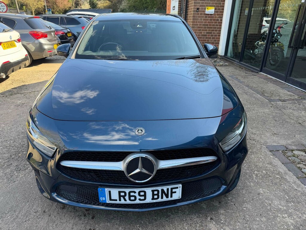 Mercedes-Benz A Class Se Executive LR69BNF Blue #4