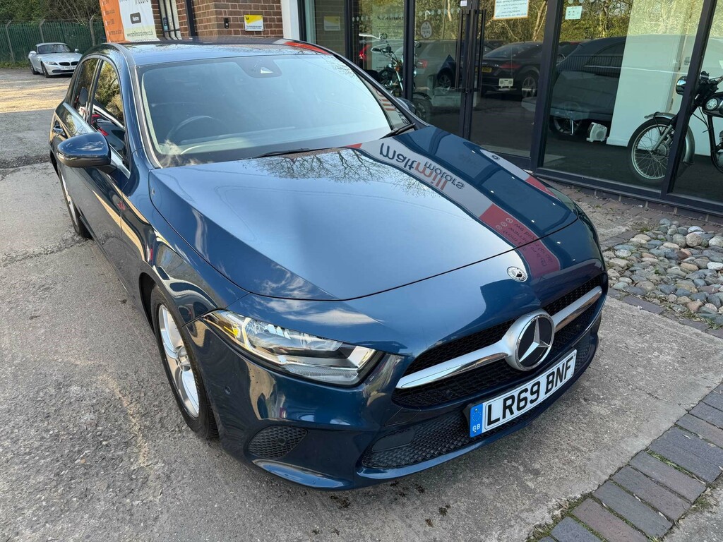 Mercedes-Benz A Class Se Executive LR69BNF Blue #5
