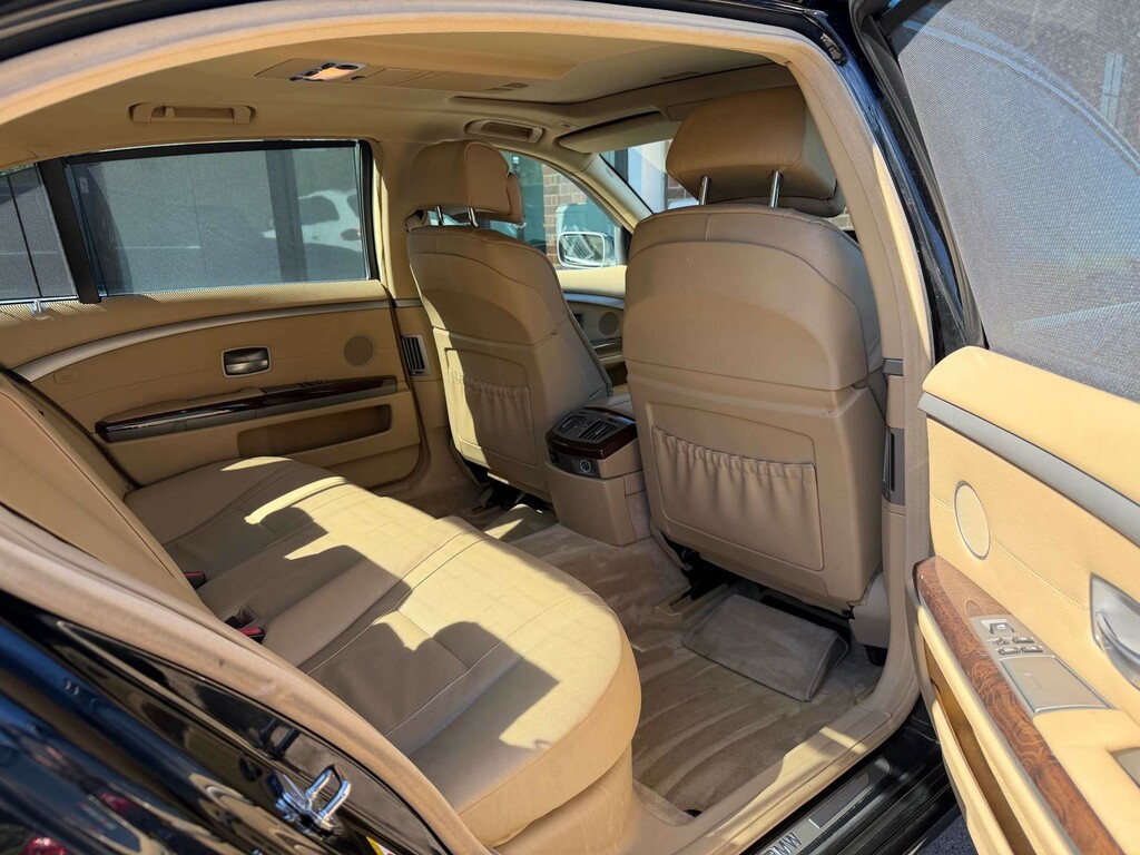 BMW 7 Series Auto Black #4
