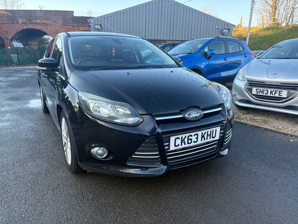 Ford Focus 1.0T Ecoboost Zetec Hatchback Eu Black