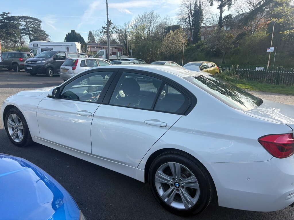 BMW 3 Series 2.0 318D Sport Saloon Euro 6 S YL18NYO White #4