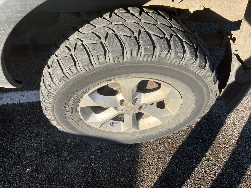 Nissan Navara D22 Black #8