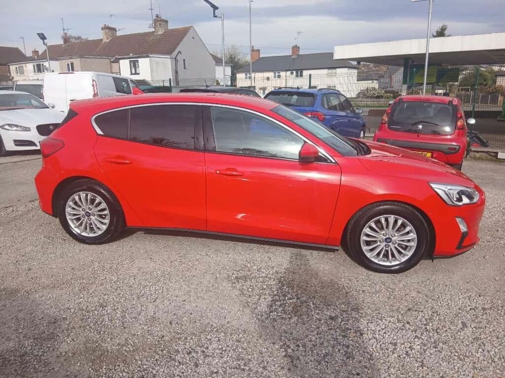 Ford Focus Titanium WN68LDO Red #6
