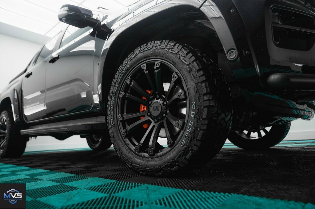 Volkswagen Amarok Pickup BLACKV6 Black #4