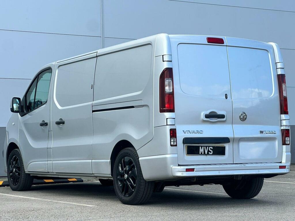 Vauxhall Vivaro Panel Van 1.6 Cdti 2900 Biturbo Ecotec Limited Edi DE68HZJ Silver #4