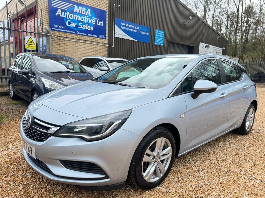 Vauxhall Astra Hatchback 1.6 Cdti Ecoflex Tech Line Euro 6 Ss LO17TKY Silver #2