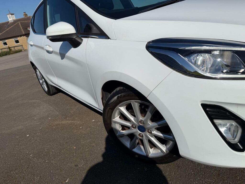 Ford Fiesta 1.0T Ecoboost Titanium Euro 6 S S YP18WSJ White #6
