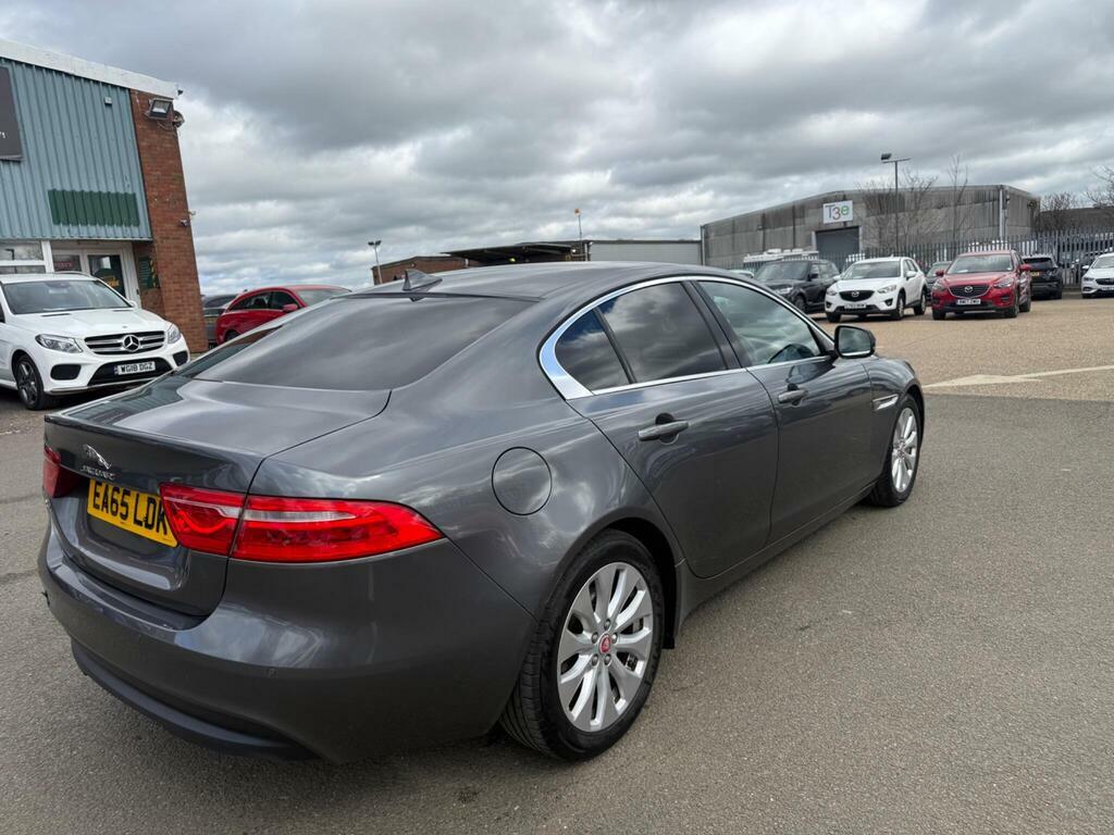 Jaguar XE 2.0D Prestige Euro 6 S S EA65LDK Grey #4