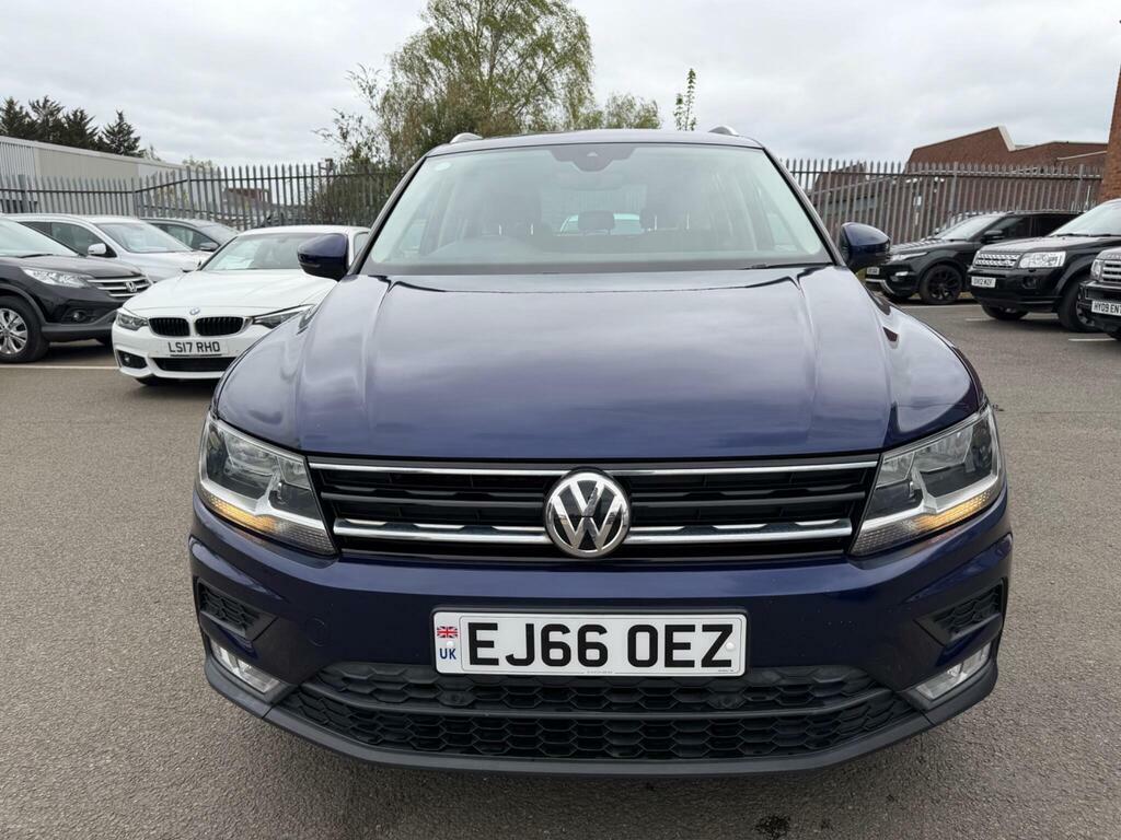 Volkswagen Tiguan 2.0 Tdi Bluemotion Tech Se Navigation 4Motion Euro EJ66OEZ Blue #4