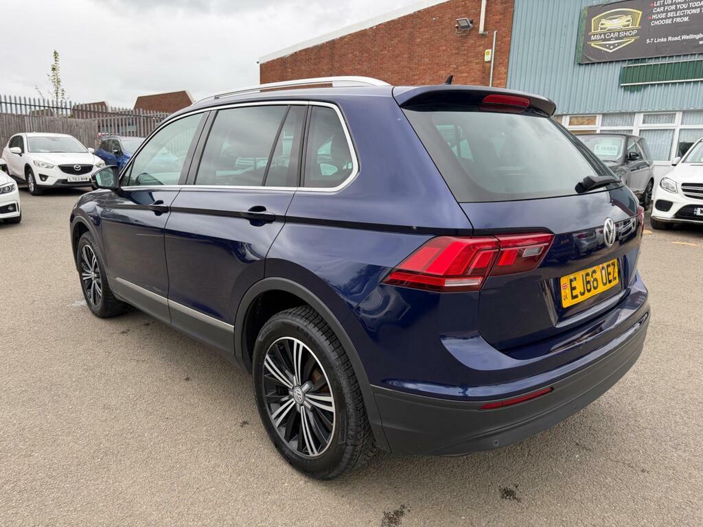 Volkswagen Tiguan 2.0 Tdi Bluemotion Tech Se Navigation 4Motion Euro EJ66OEZ Blue #2