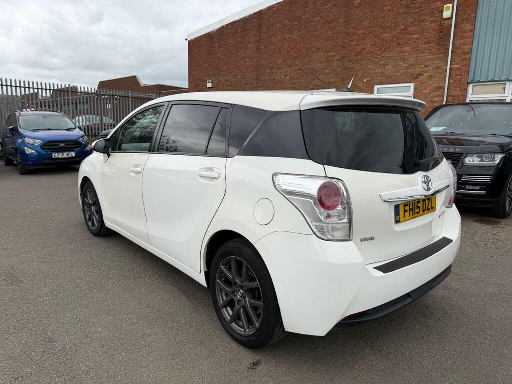 Toyota Verso 1.8 V-matic Trend Multidrive S Euro 6 White #4