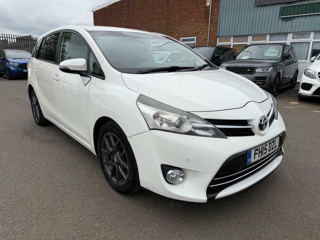 Toyota Verso 1.8 V-matic Trend Multidrive S Euro 6 White