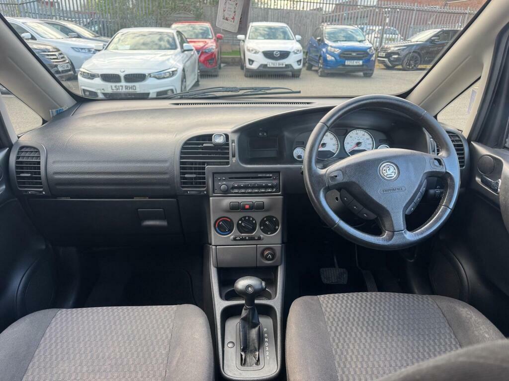Vauxhall Zafira 1.8I 16V Design Mpv 208 Gkm Red #14