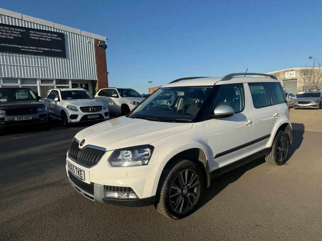 Skoda Yeti 2.0 Tdi Se Business Outdoor Dsg 4Wd Euro 6 S S NU65TKE White #2