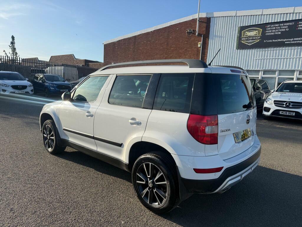 Skoda Yeti 2.0 Tdi Se Business Outdoor Dsg 4Wd Euro 6 S S NU65TKE White #5