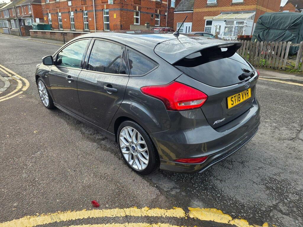 Ford Focus 1.0T Ecoboost St-line Euro 6 Ss ST18VYR Grey #4