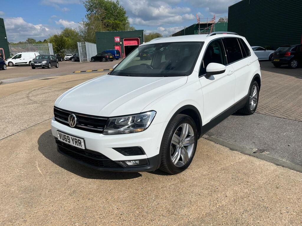 Volkswagen Tiguan Suv 2.0 Tdi Match Euro 6 Ss 201969 VU69YRR White #3