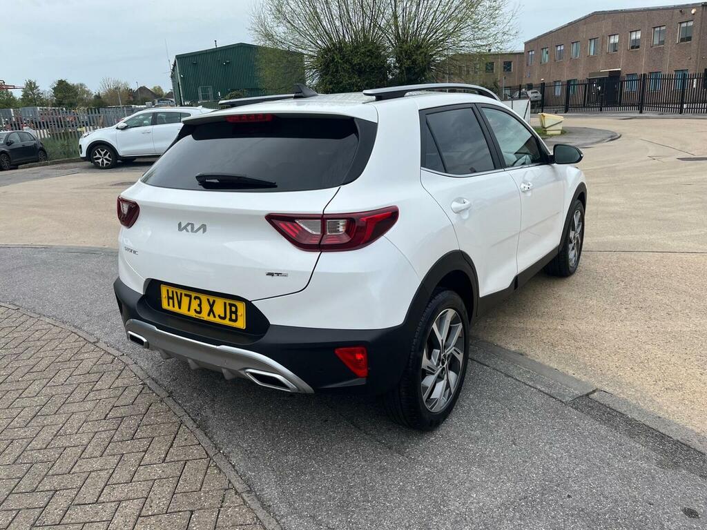 Kia Stonic Suv 1.0 T-gdi Mhev Gt-line S Dct Euro 6 Ss HV73XJB White #6