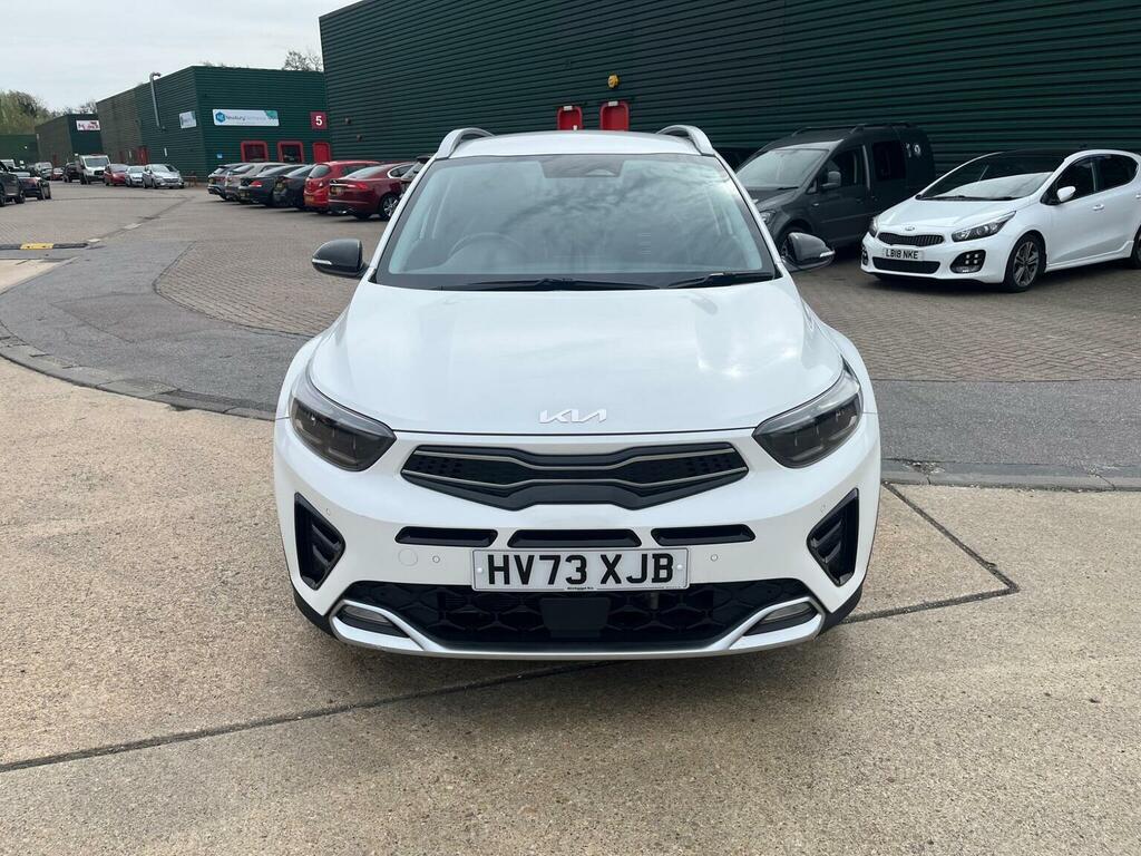 Kia Stonic Suv 1.0 T-gdi Mhev Gt-line S Dct Euro 6 Ss HV73XJB White #2