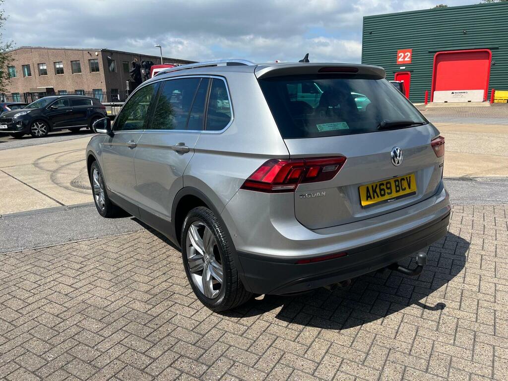 Volkswagen Tiguan Suv 2.0 Tdi Match Dsg 4Motion Euro 6 Ss 20 AK69BCV Silver #4