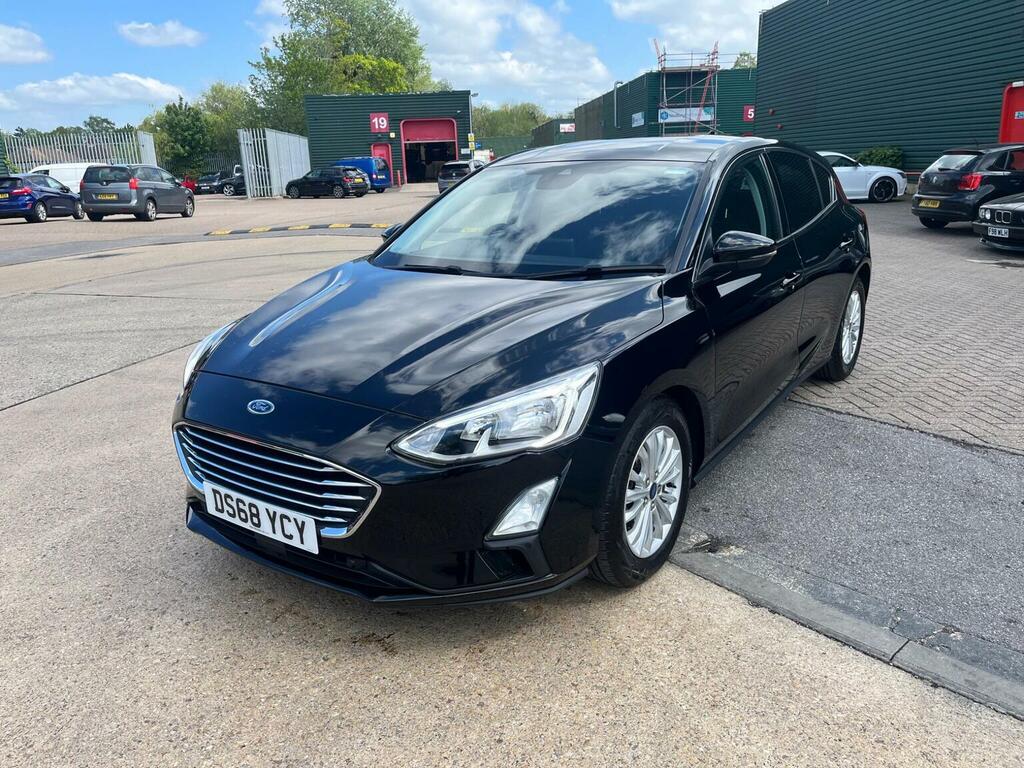 Ford Focus Hatchback 1.0T Ecoboost Titanium Euro 6 Ss DS68YCY Black #3