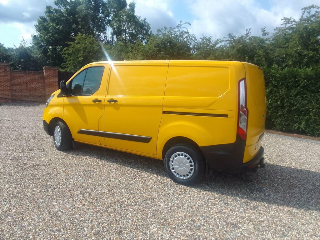 Ford Transit Custom 2.0 340 Ecoblue Leader Panel Van LB70EZH Yellow #3