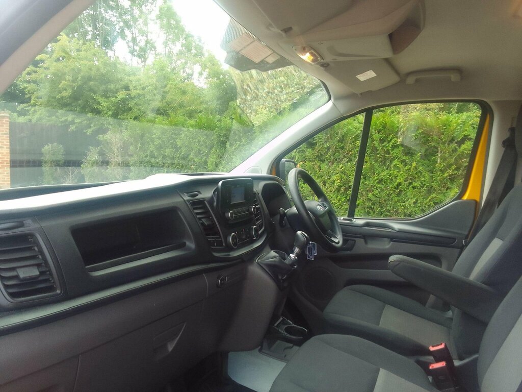 Ford Transit Custom 2.0 340 Ecoblue Leader Panel Van LB70EZH Yellow #4