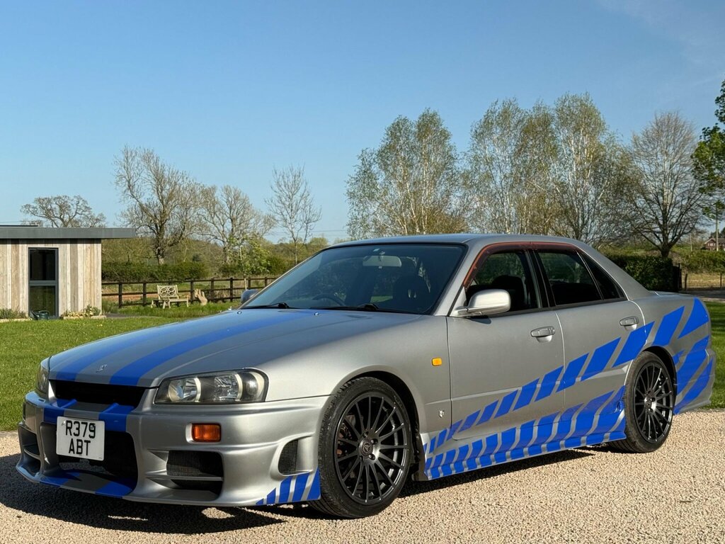 Nissan Skyline 370Gt S Model 330 Bhp Ulezfree 3.7 Red #1