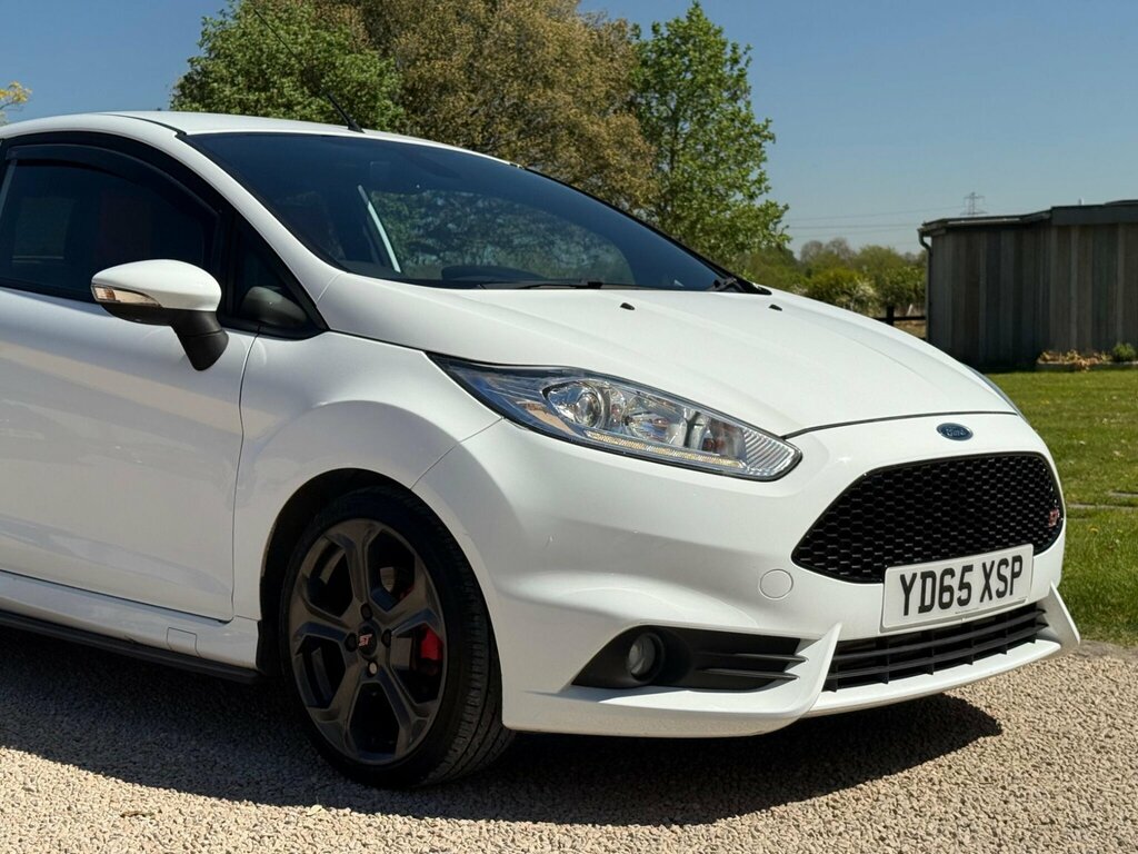 Ford Fiesta 1.6T Ecoboost St-3 Euro 5 Ss YD65XSP White #5