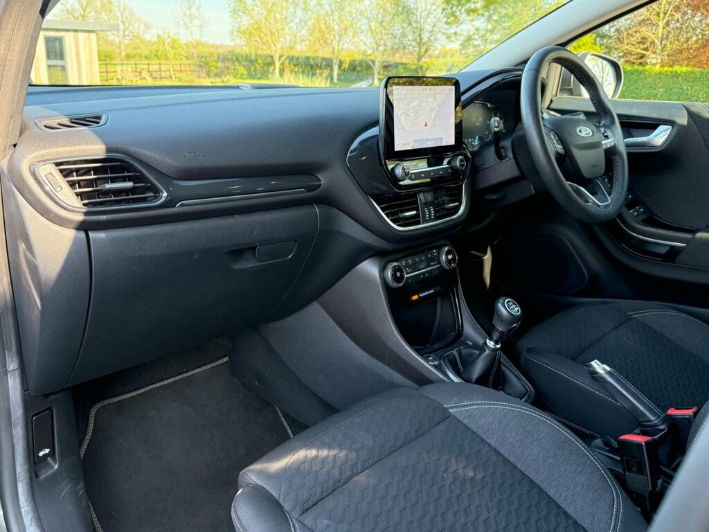 Ford Puma 1.0T Ecoboost Mhev Titanium Euro 6 Ss KJ69OKD Grey #3