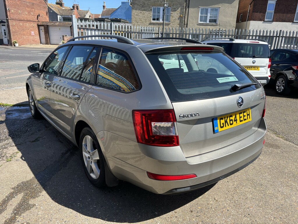 Skoda Octavia Estate 1.6 Tdi Se 2014 Beige #6