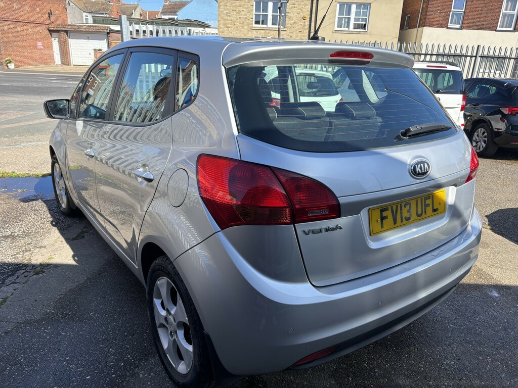 Kia Venga Mpv 1.6 2 2013 Silver #6