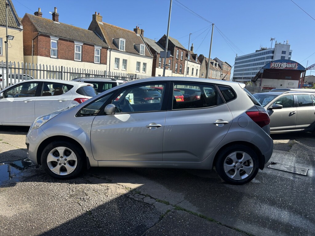 Kia Venga Mpv 1.6 2 2013 Silver #5