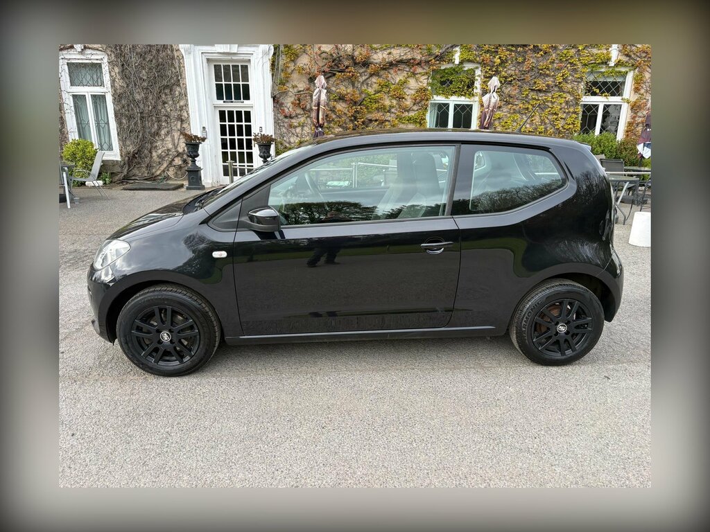 Volkswagen Up 1.0 Move Up Hatchback Euro 5 60 SD63WKF Black #3