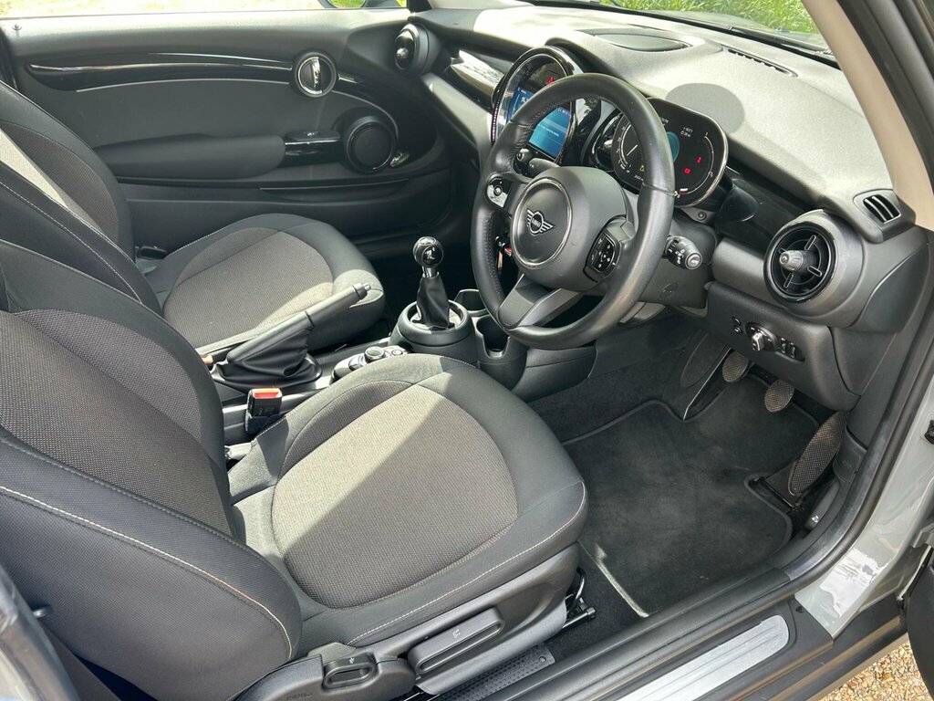 Mini Hatch 1.5 Cooper Classic Euro 6 Ss SM71WLJ Grey #3