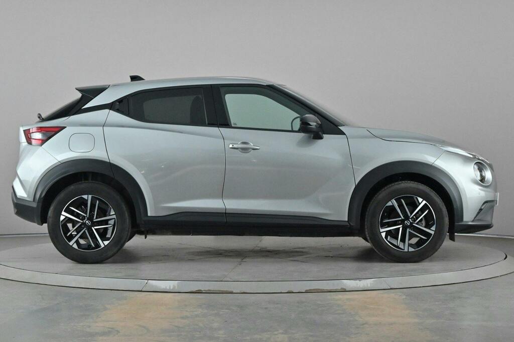 Nissan Juke 1.0 Dig T N Connecta Suv Dct Ss DV25SDY Silver #3