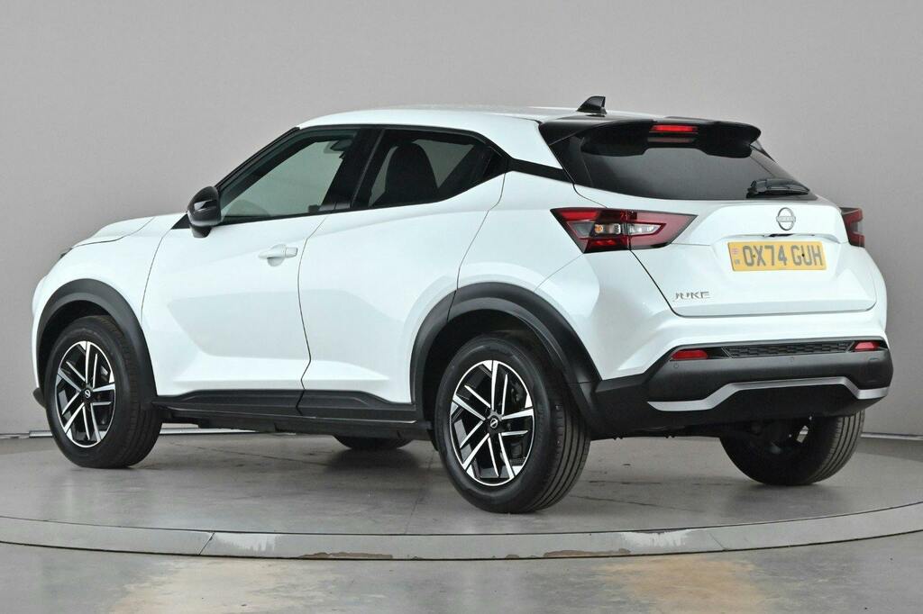 Nissan Juke 1.0 Dig T N Connecta Suv Dct Ss OX74GUH White #4
