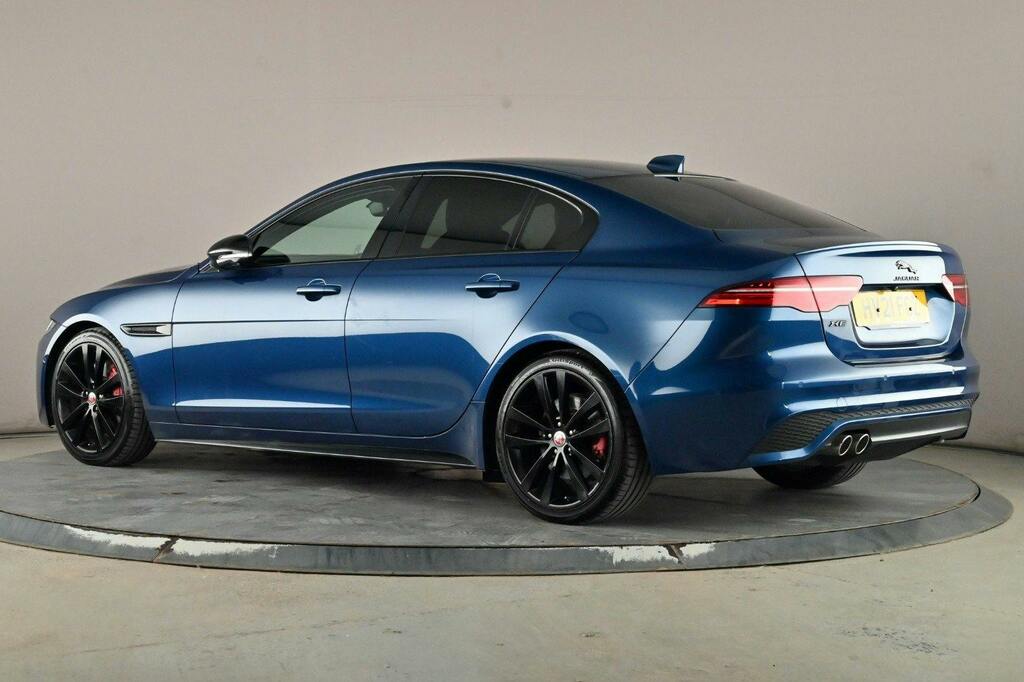 Jaguar XE 2.0 D200 Mhev R Dynamic Black Saloon Au Blue #4