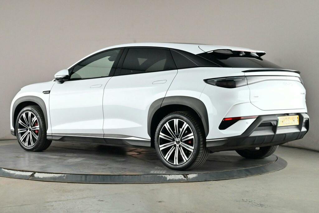 Byd Sealion 7 82.5Kwh Design Suv Awd FD25JVG White #4