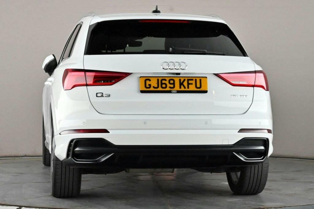 Audi Q3 2.0 Tdi 35 S Line Suv S Tronic Ss GJ69KFU White #5