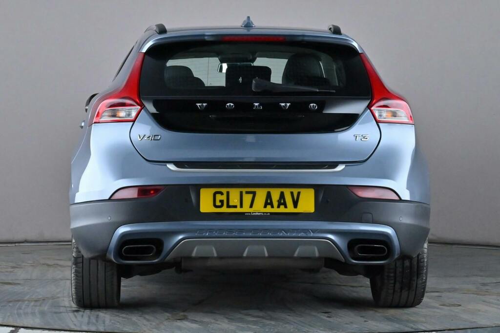 Volvo V40 Cross Country 1.5 T3 Pro Hatchback Ss GL17AAV Blue #5