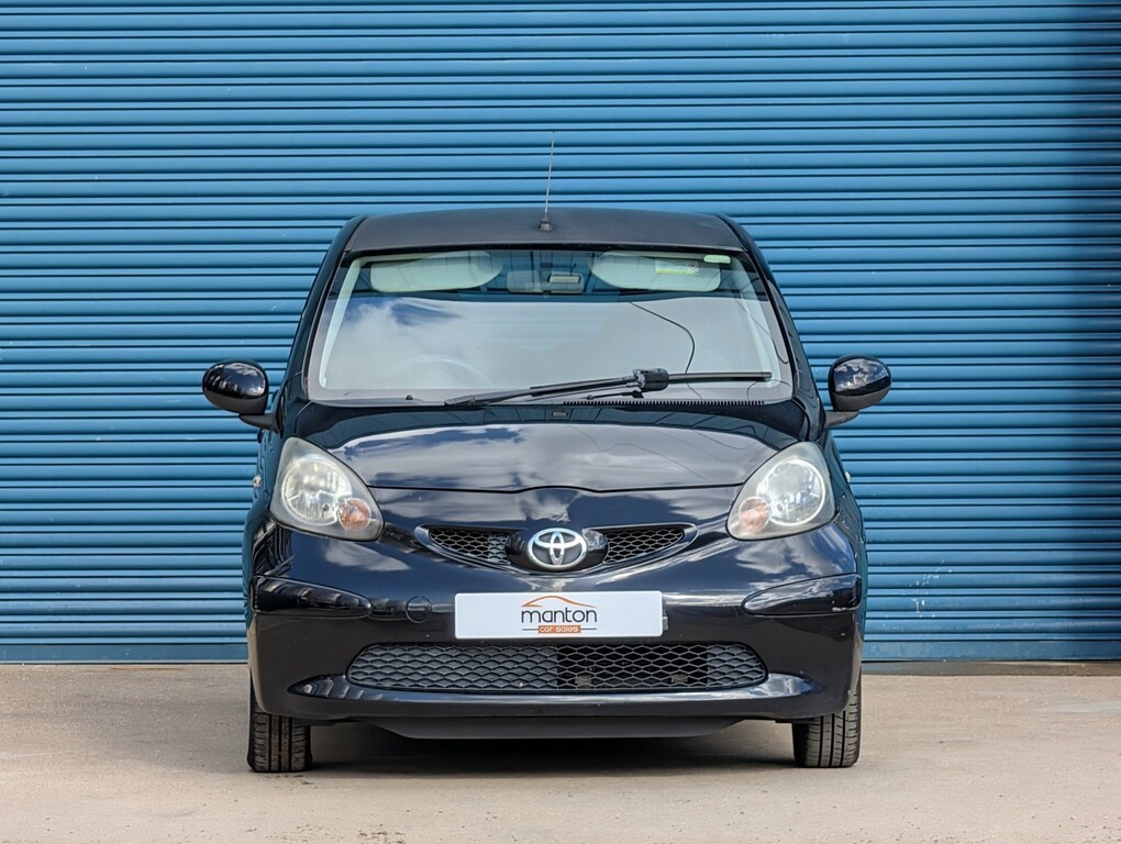 Toyota Aygo Hatchback Black #2