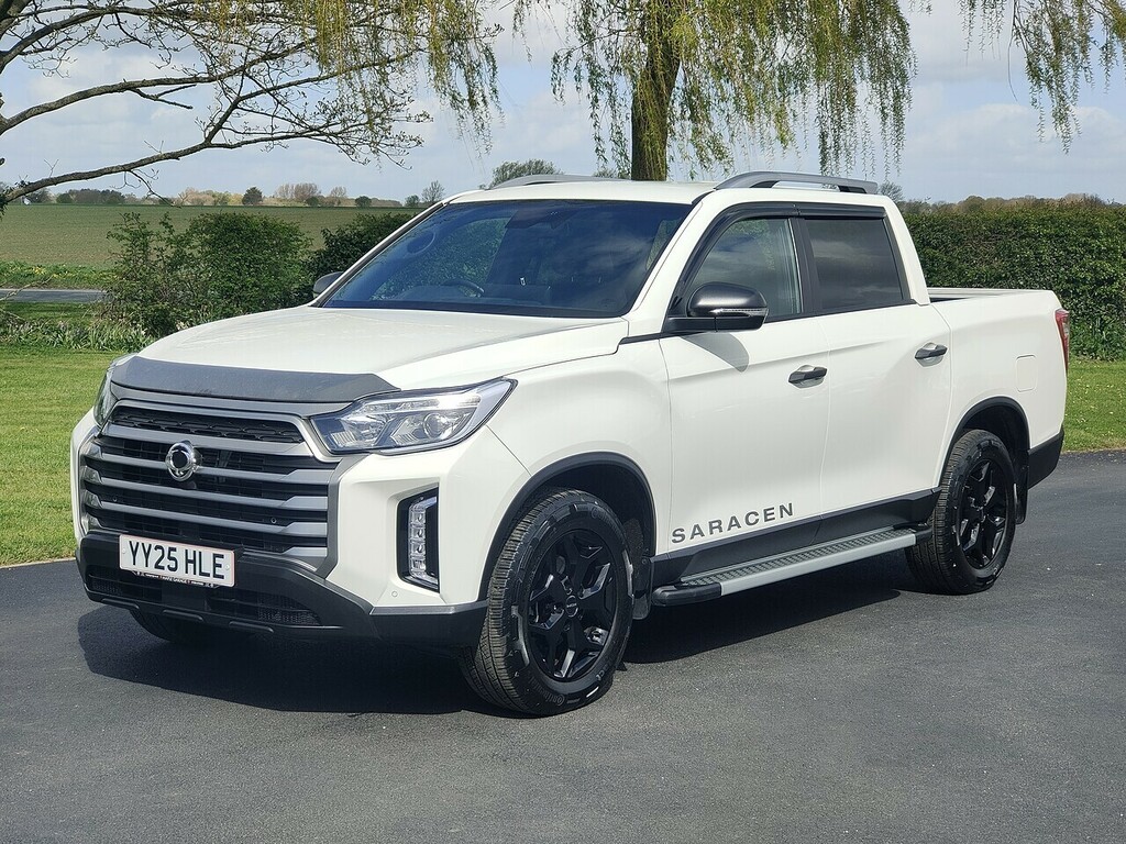 SsangYong Musso Saracen 2.2 White