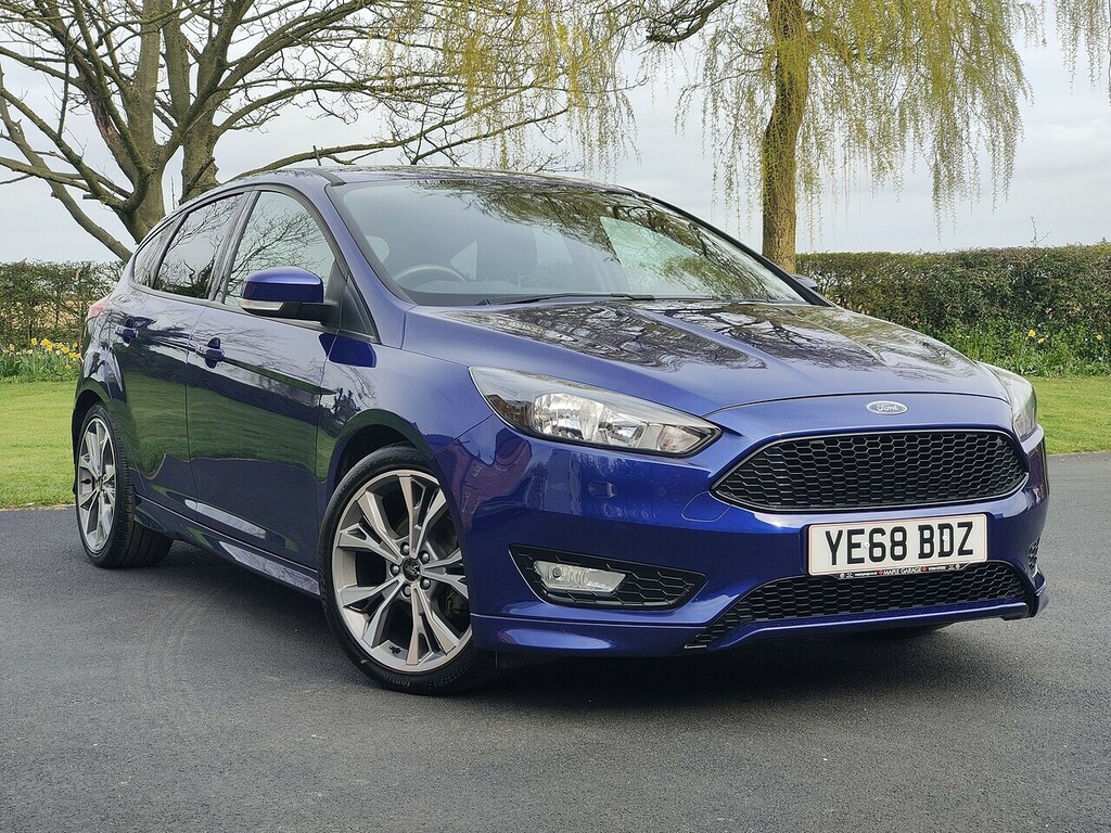 Ford Focus Ecoboost St-line Blue