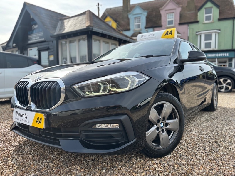 BMW 1 Series 1.5 116D Se Hatchback AP69CZO Black #5