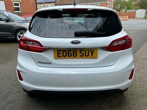 Ford Fiesta 2018 68 Titanium EO68SUY White #4