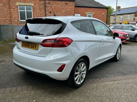 Ford Fiesta 2018 68 Titanium EO68SUY White #3
