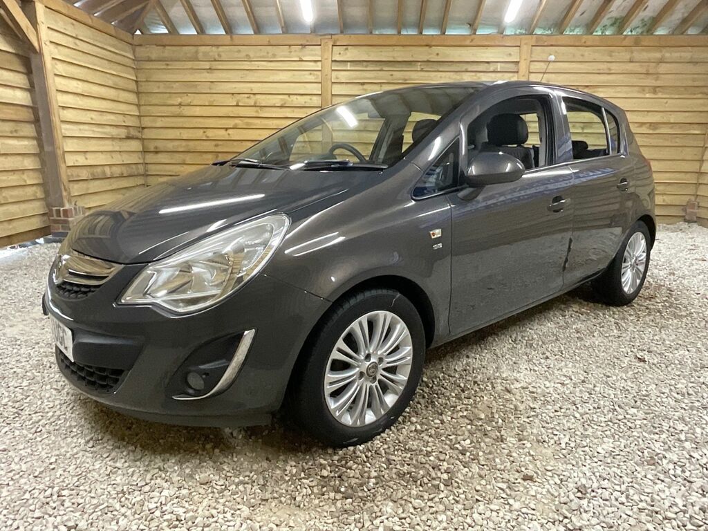 Vauxhall Corsa 16V Se Hatchback Grey #3